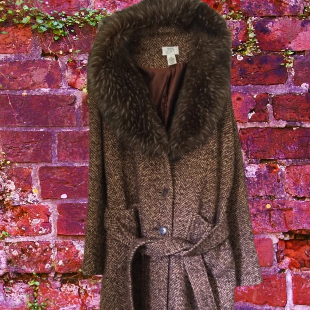 Ann Taylor LOFT Wool Blend Coat w/ Faux Fur Collar